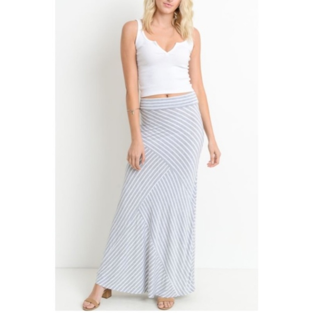 Heather Grey and White Skirt